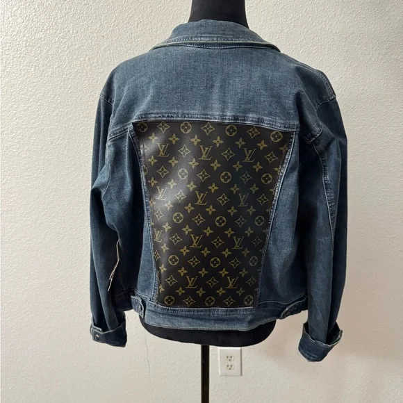 Women's Blue Jean Jacket - Picture 3 of 4